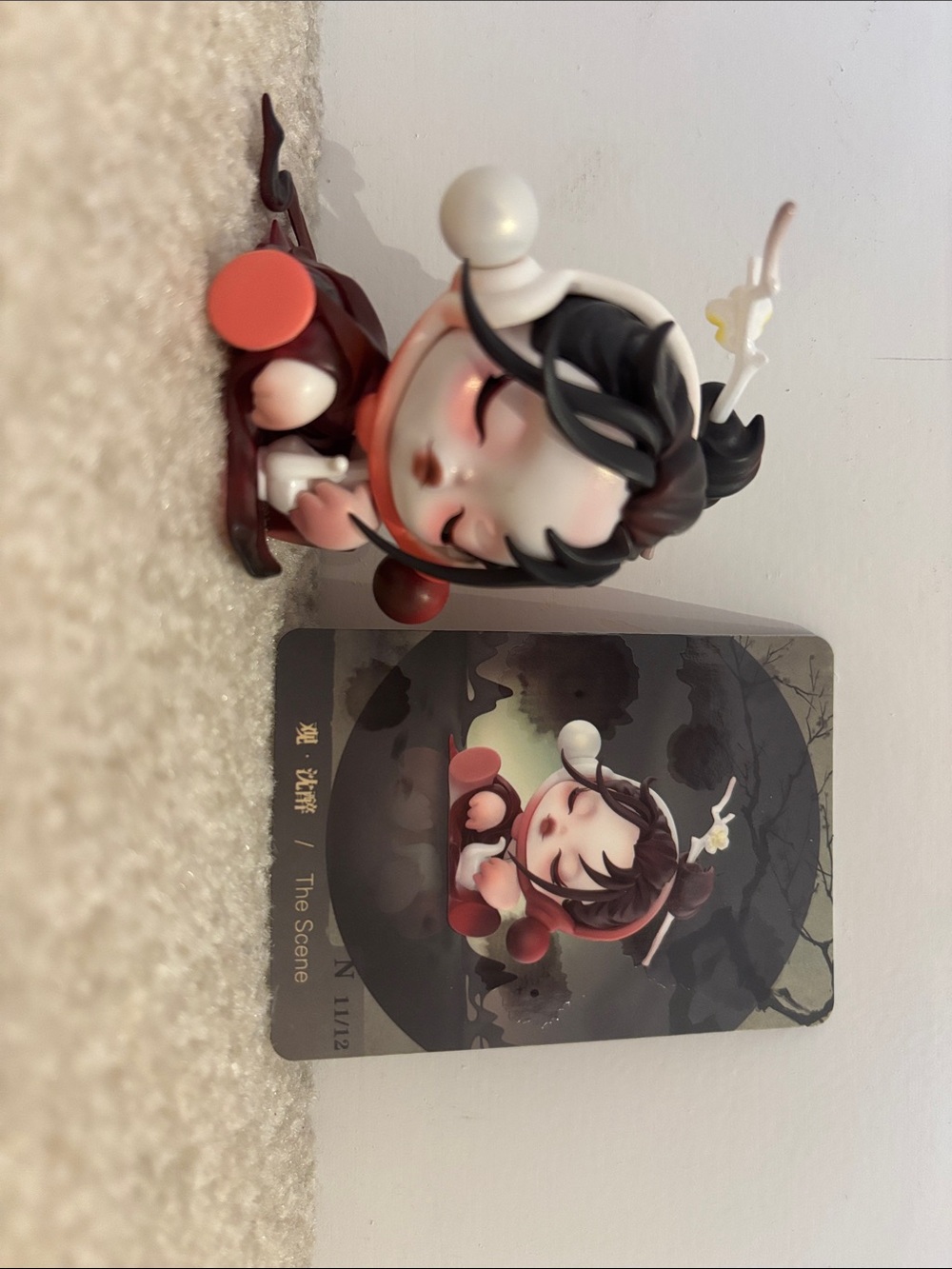Popmart skull panda figurine